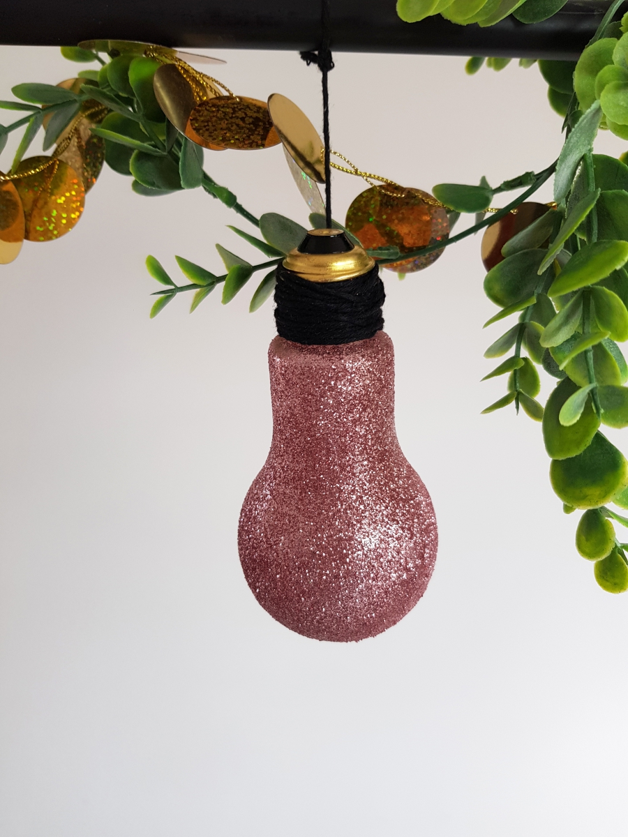Photo : DIY - Glittery bulb