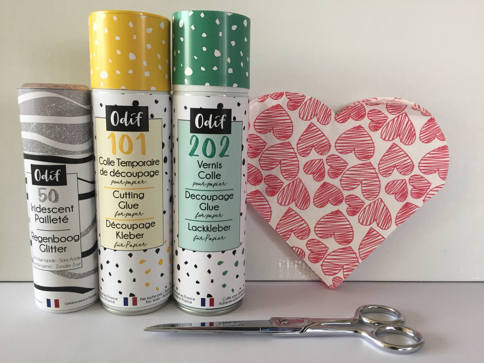 Material : DIY - Give your hangers a makeover