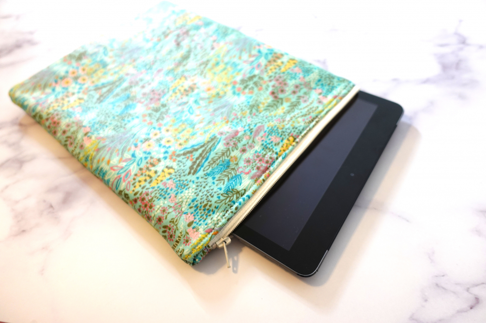 Photo : DIY - Ipad zipper pouch